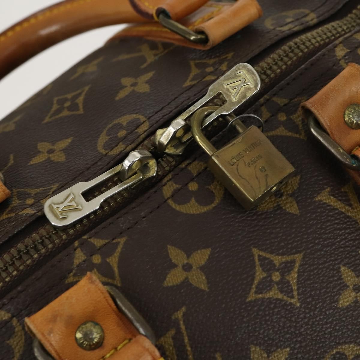 Louis Vuitton Keepall Bag Monogram Canvas Brown Canvas Travel Bag Bag (Pre-Owned)