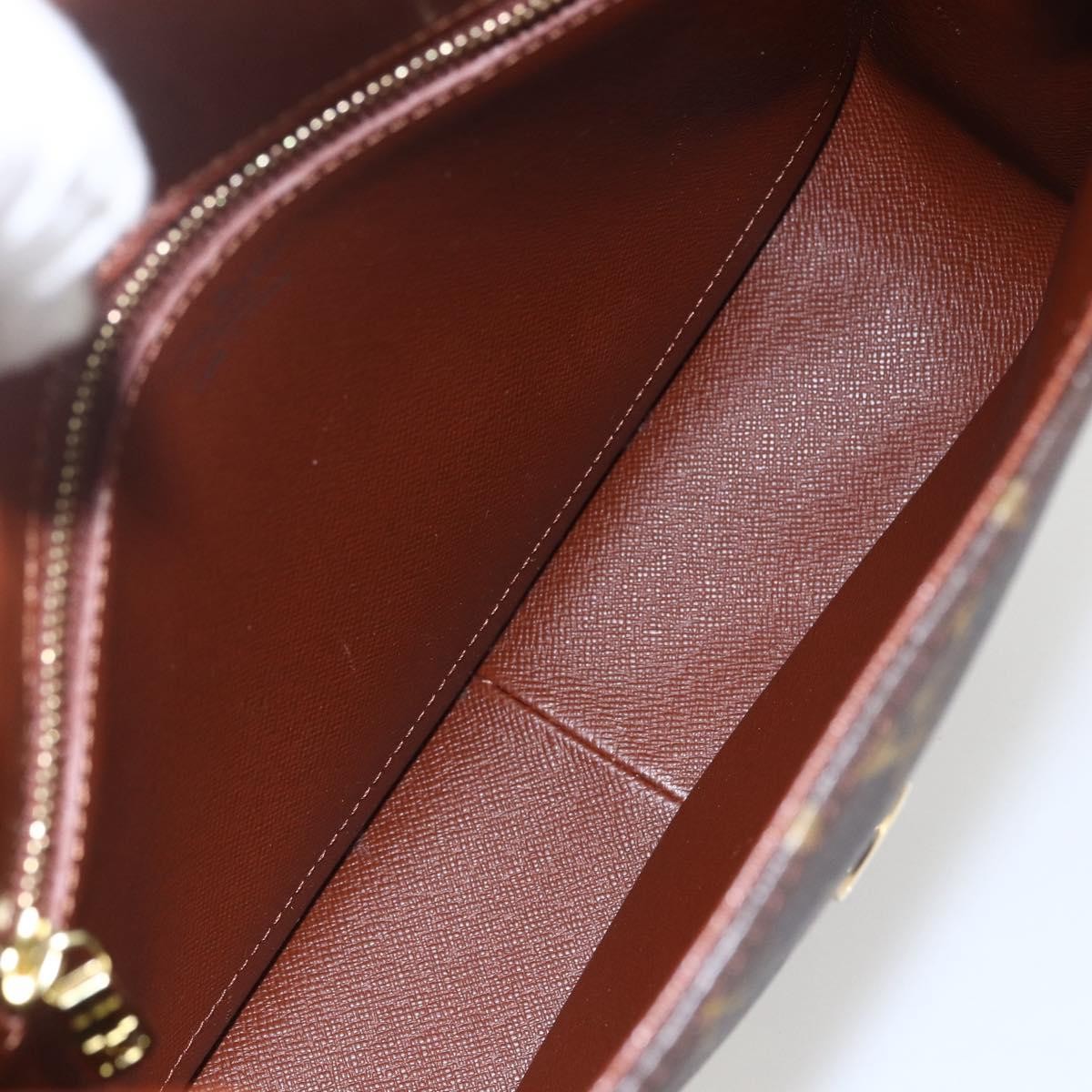 Louis Vuitton Saint Cloud Handbag Monogram Canvas Brown Canvas Shoulder Bag Bag (Pre-Owned)