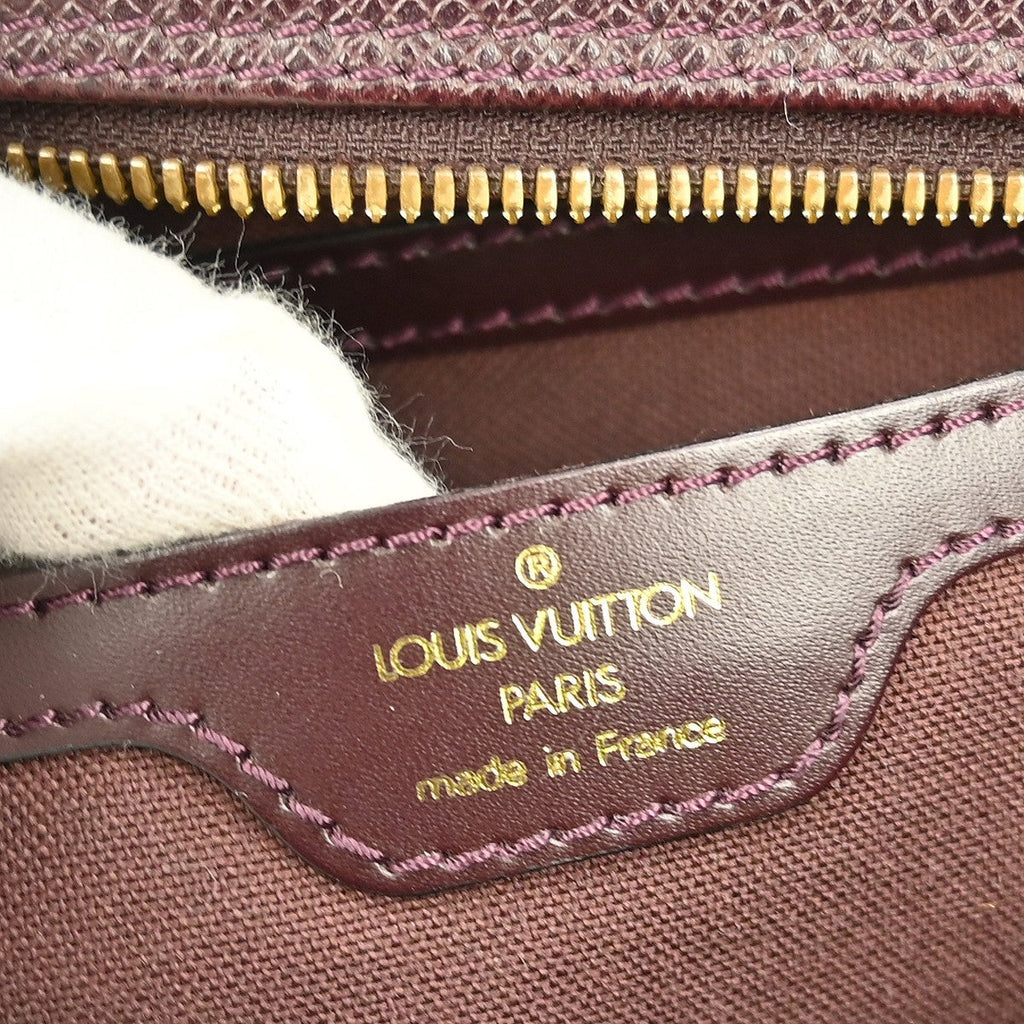 Louis Vuitton Reporter Bag Taiga Leather Purple Leather Shoulder Bag Bag (Pre-Owned)