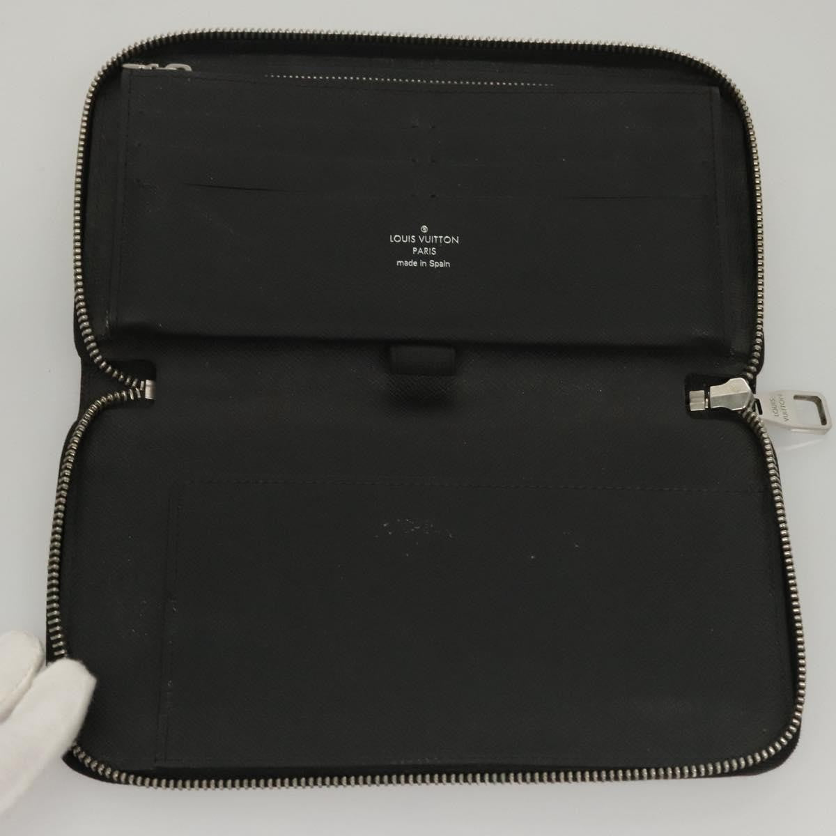 Louis Vuitton Zippy Organizer Epi Leather Black Leather Wallets Accessory (Pre-Owned)