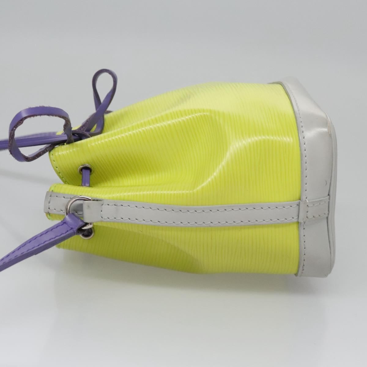 Louis Vuitton Neonoe Handbag Epi Leather Yellow Leather Bag (Pre-Owned)