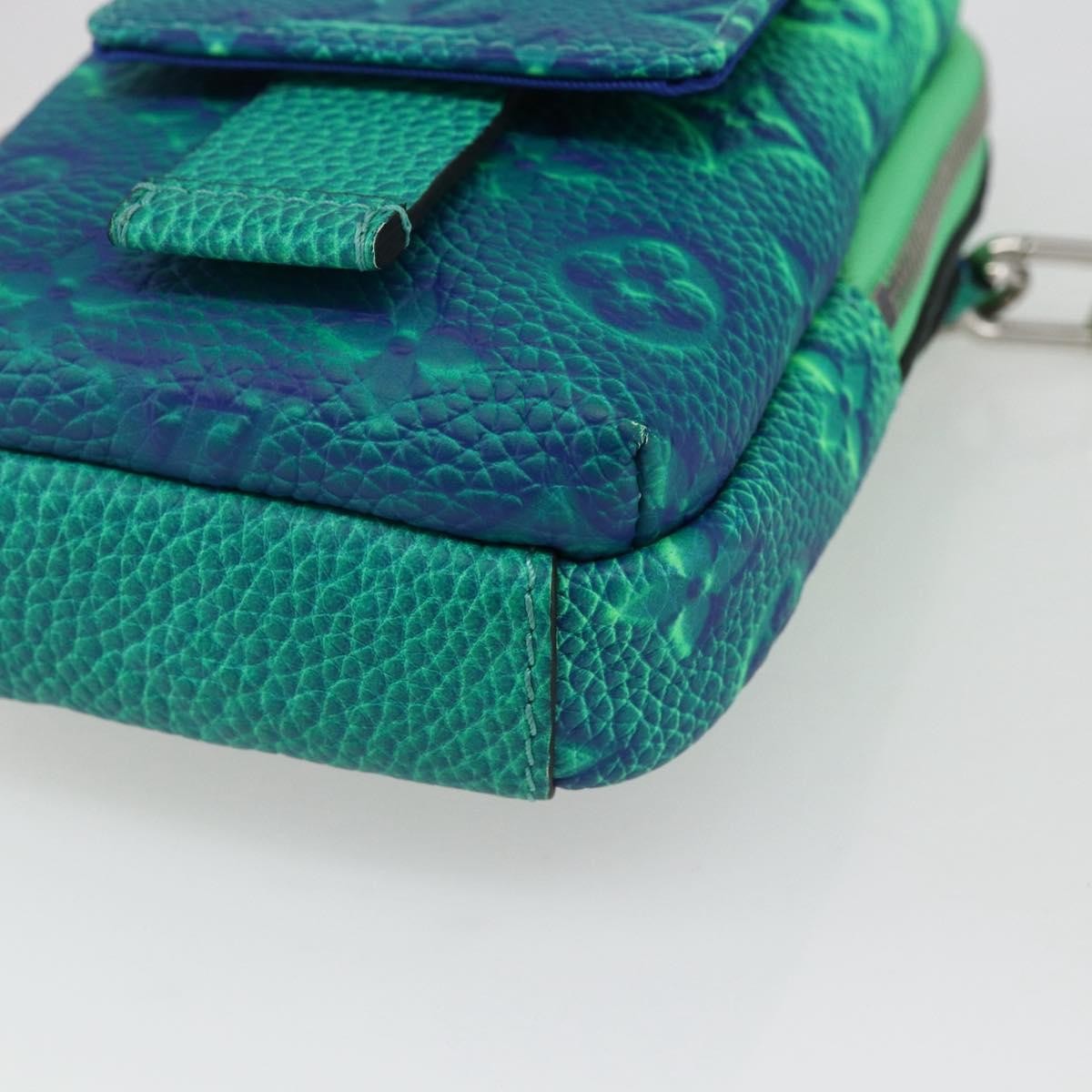 Louis Vuitton Double Phone Pouch Nm Monogram Shadow Leather Green Leather Clutche & Pouche Bag (Pre-Owned)