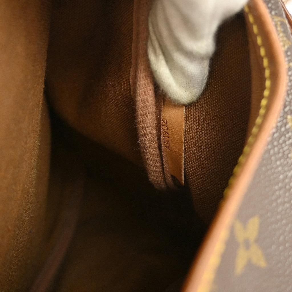 Louis Vuitton Saumur Handbag Monogram Canvas Brown Canvas Shoulder Bag Bag (Pre-Owned)