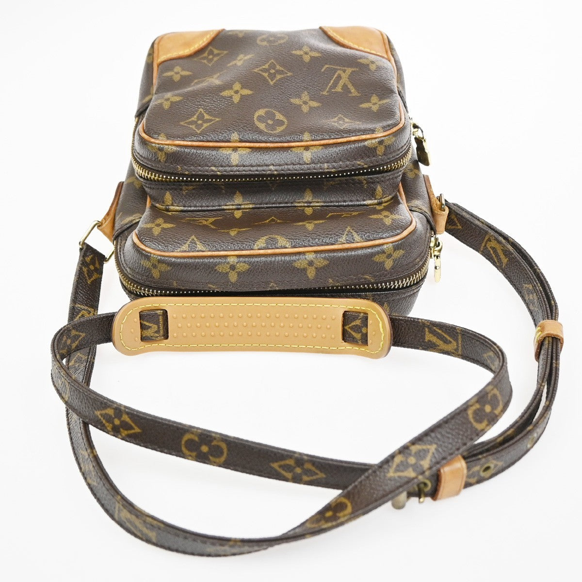 Louis Vuitton Amazone Bag Monogram Canvas Brown Canvas Shoulder Bag Bag (Pre-Owned)