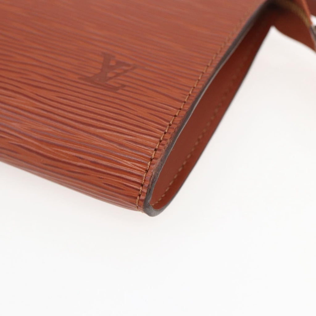 Louis Vuitton Pochette Accessoires Epi Leather Brown Leather Clutche & Pouche Bag (Pre-Owned)