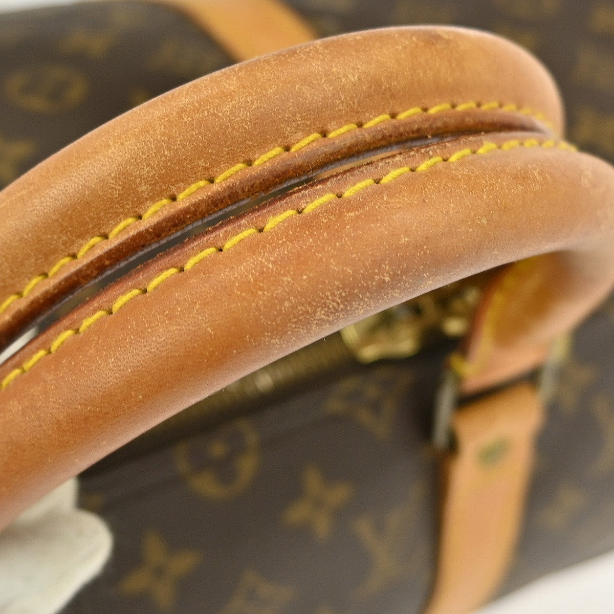Louis Vuitton Keepall Bag Monogram Canvas Brown Canvas Travel Bag Bag (Pre-Owned)