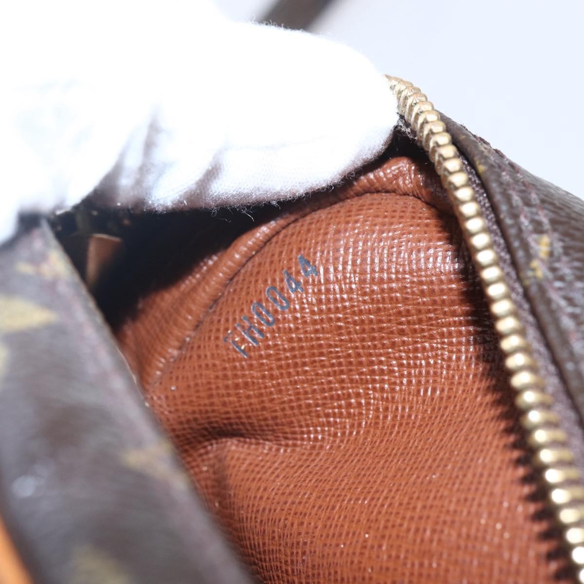 Louis Vuitton Amazone Bag Monogram Canvas Brown Canvas Shoulder Bag Bag (Pre-Owned)