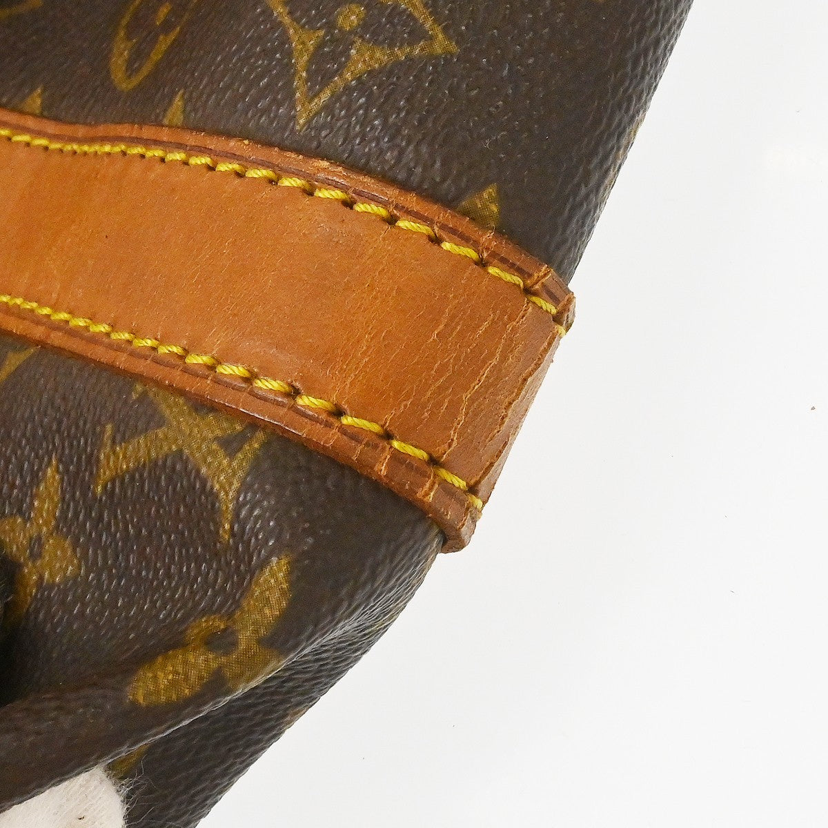 Louis Vuitton Keepall Bandouliere Bag Monogram Canvas Brown Canvas Travel Bag Bag (Pre-Owned)