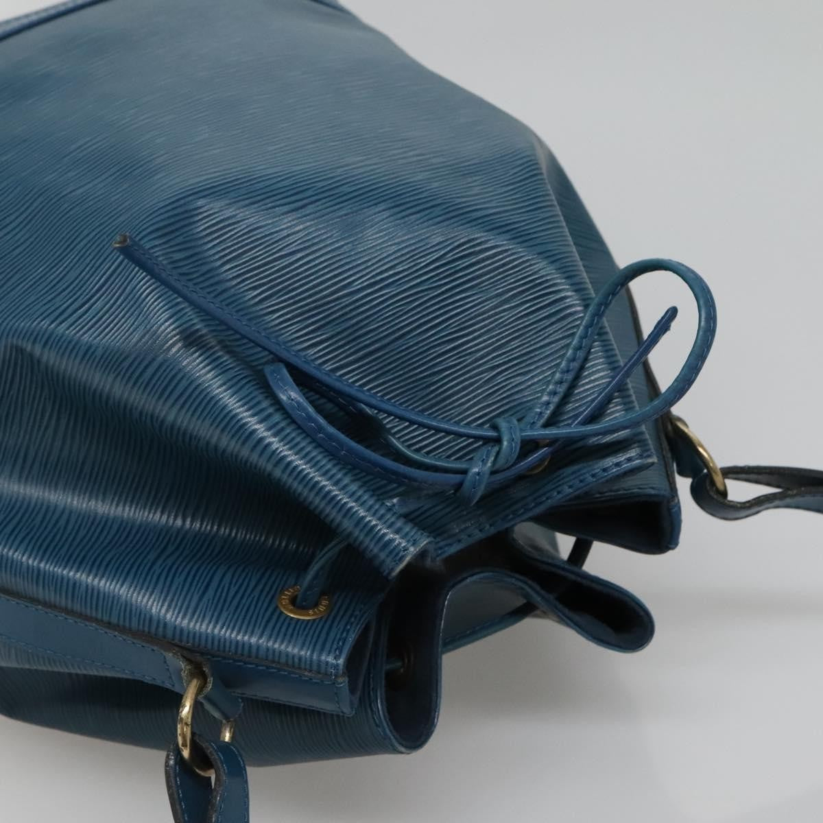 Louis Vuitton Noe Handbag Epi Leather Blue Leather Bag (Pre-Owned)