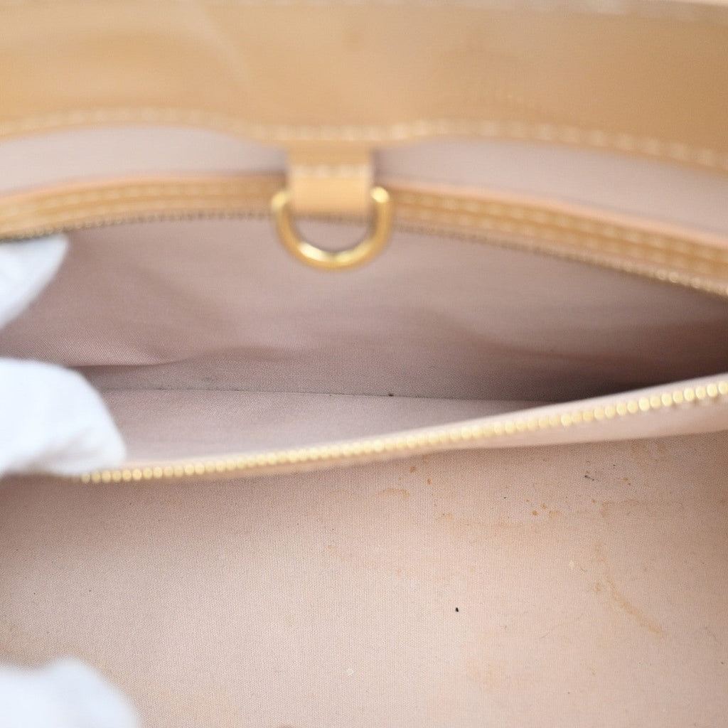 Louis Vuitton Wilshire Handbag Monogram Vernis Beige Patent_Leather Handbag (Pre-Owned)