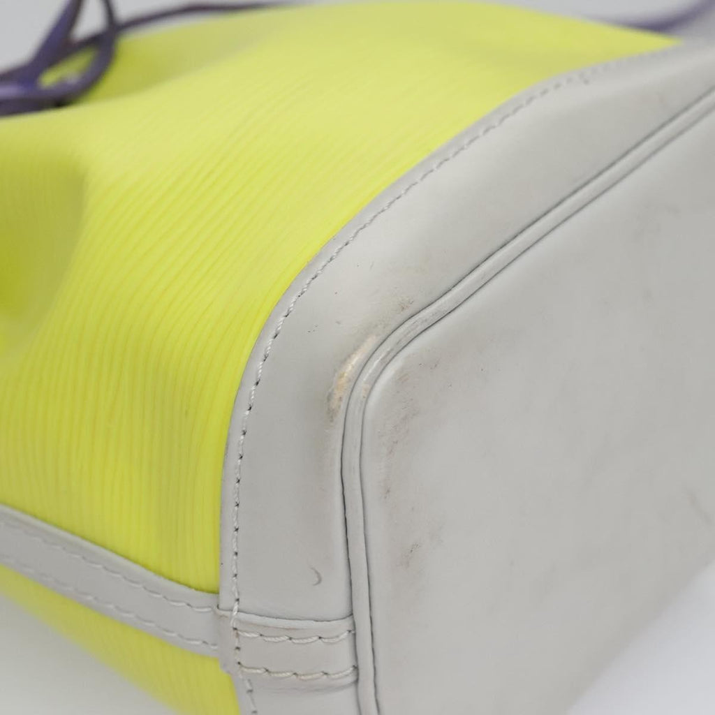 Louis Vuitton Neonoe Handbag Epi Leather Yellow Leather Bag (Pre-Owned)