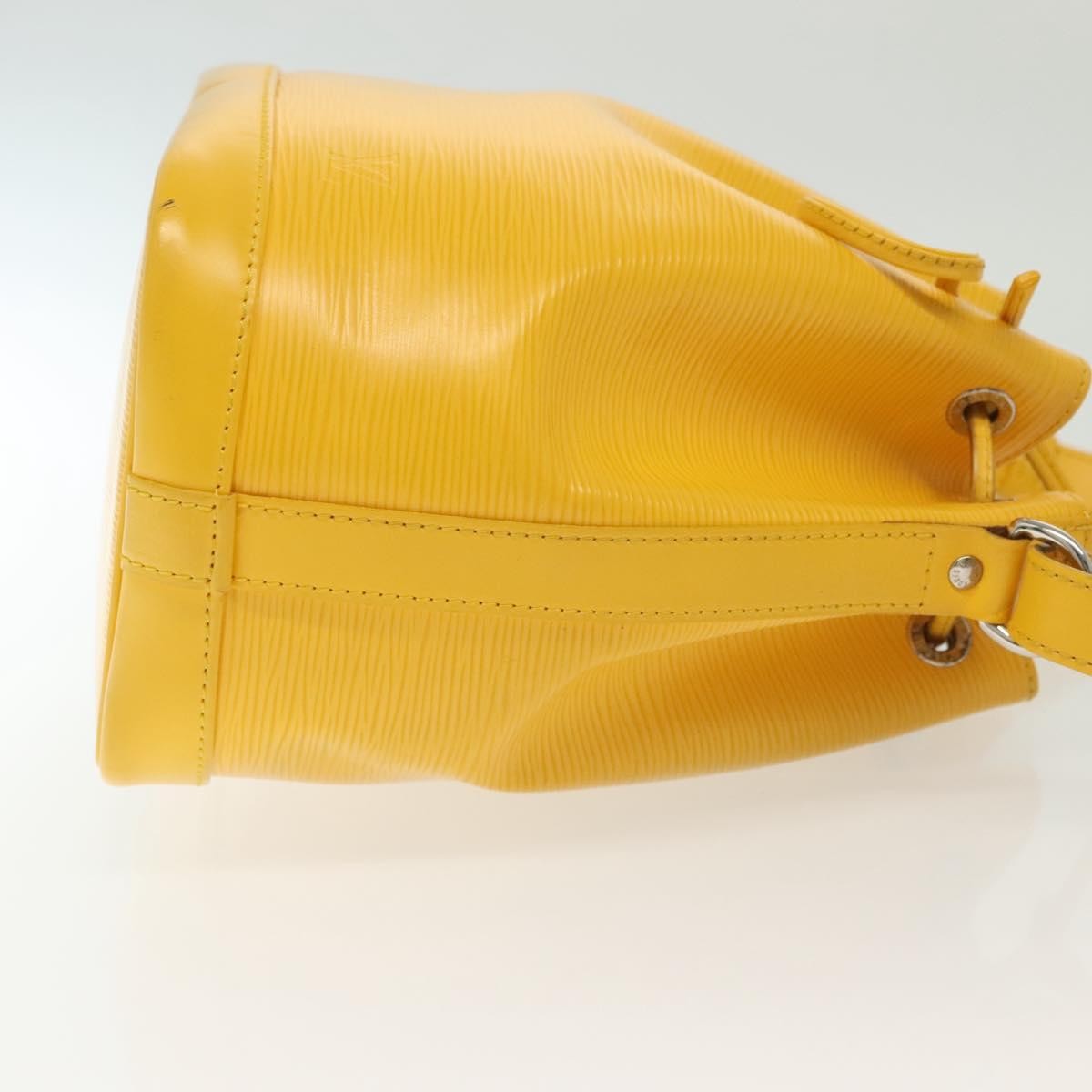 Louis Vuitton Noe Handbag Epi Leather Yellow Leather Bag (Pre-Owned)