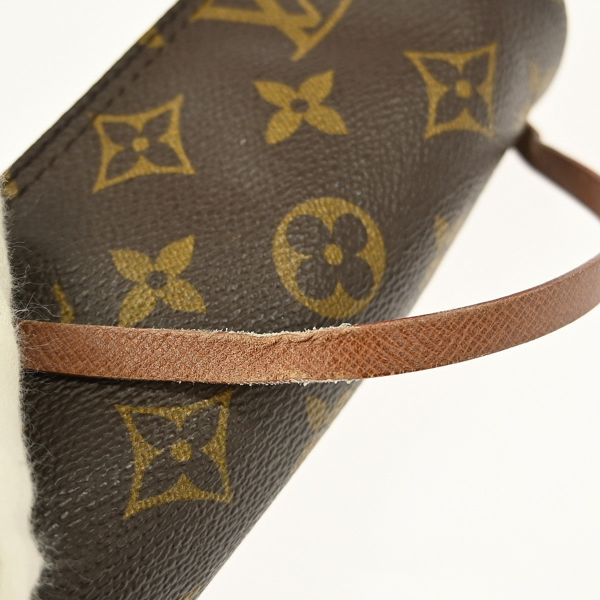 Louis Vuitton Papillon Pochette Monogram Canvas Brown Canvas Clutche & Pouche Bag (Pre-Owned)