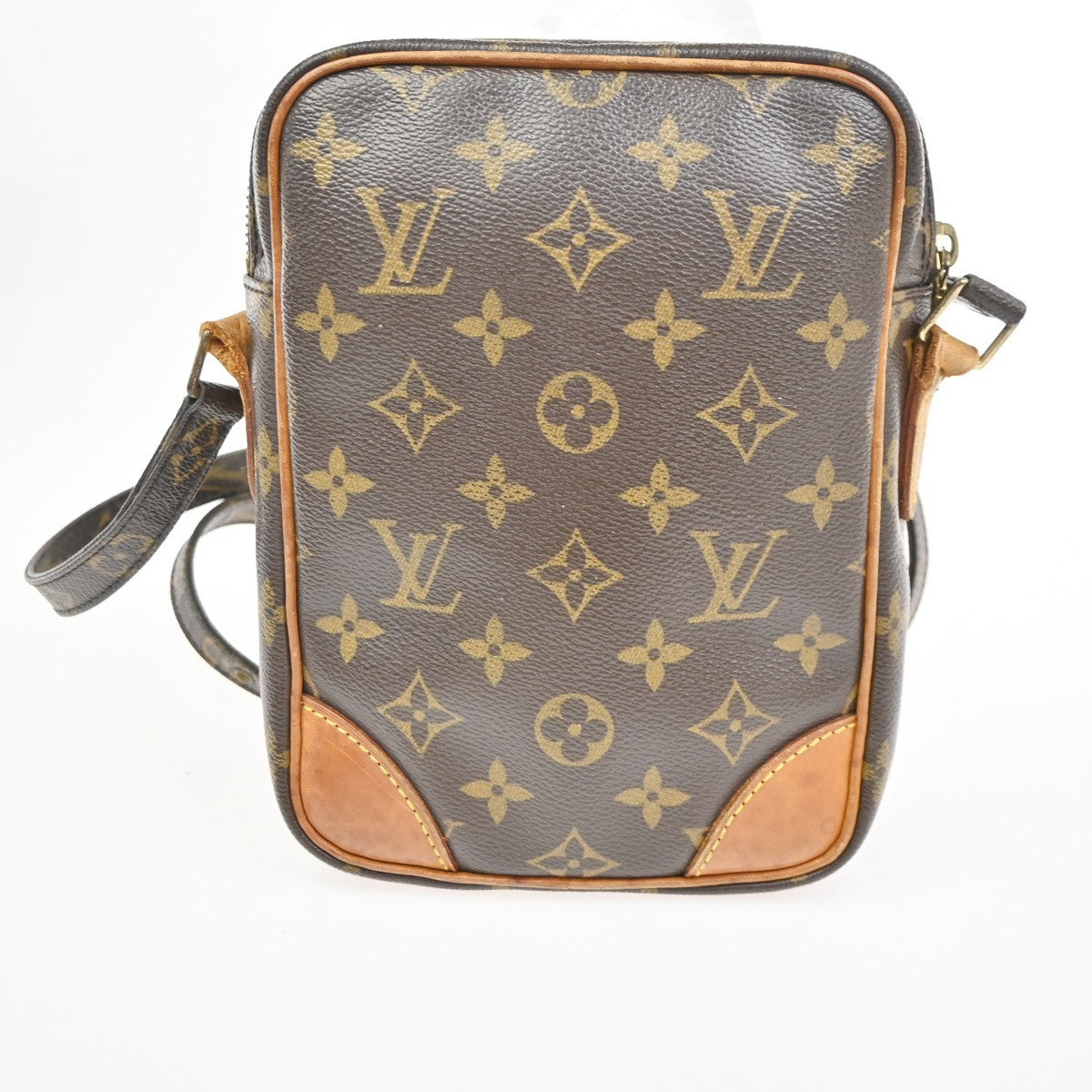 Louis Vuitton Amazone Bag Monogram Canvas Brown Canvas Shoulder Bag Bag (Pre-Owned)
