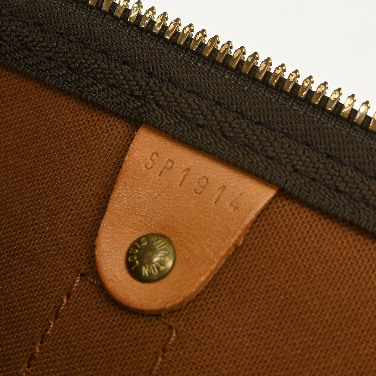 Louis Vuitton Keepall Bag Monogram Canvas Brown Canvas Travel Bag Bag (Pre-Owned)
