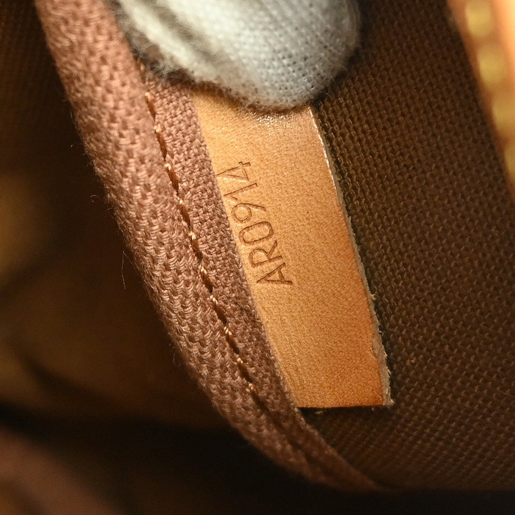 Louis Vuitton Saumur Handbag Monogram Canvas Brown Canvas Shoulder Bag Bag (Pre-Owned)