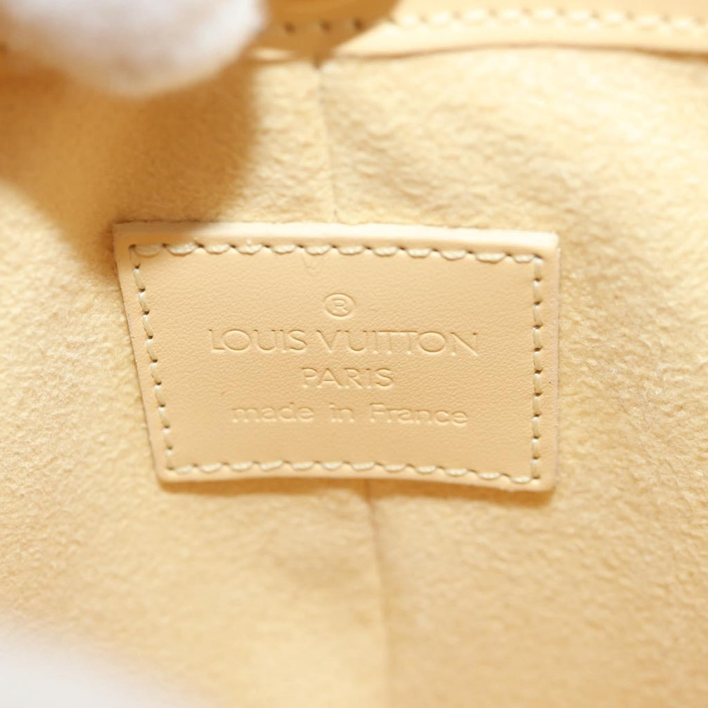 Louis Vuitton Demi Lune Pochette Epi Leather Beige Leather Clutche & Pouche Bag (Pre-Owned)
