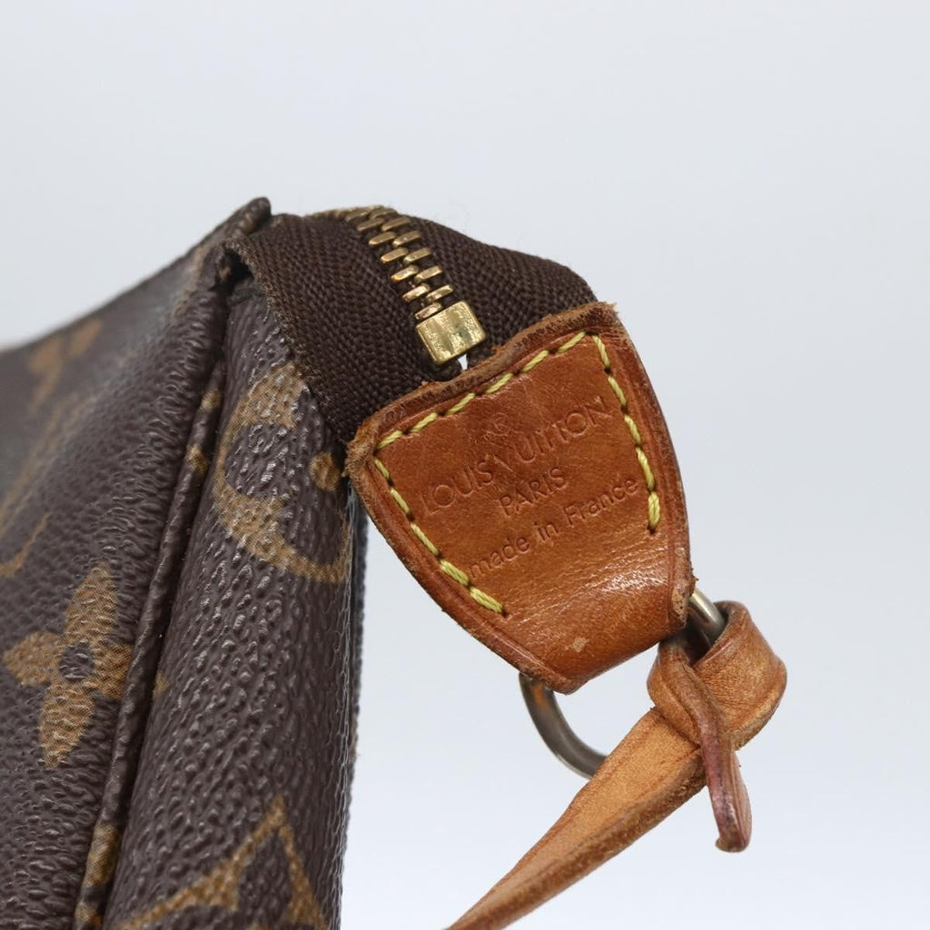 Louis Vuitton Pochette Accessoires Nm Monogram Canvas Brown Canvas Clutche & Pouche Bag (Pre-Owned)