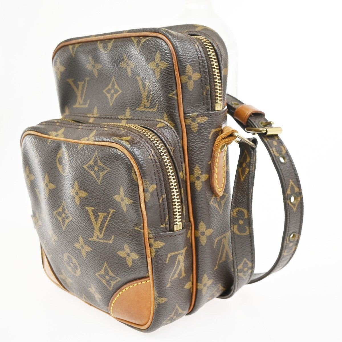 Louis Vuitton Amazone Bag Monogram Canvas Brown Canvas Shoulder Bag Bag (Pre-Owned)
