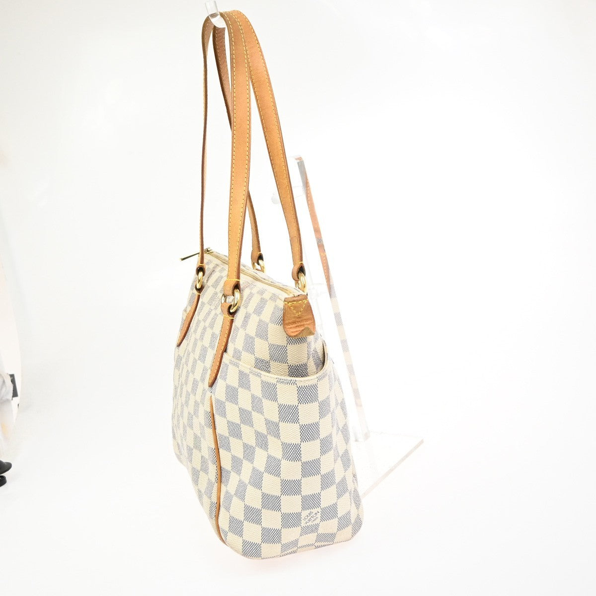 Louis Vuitton Totally Handbag Damier Azur White Canvas Shoulder Bag Bag (Pre-Owned)