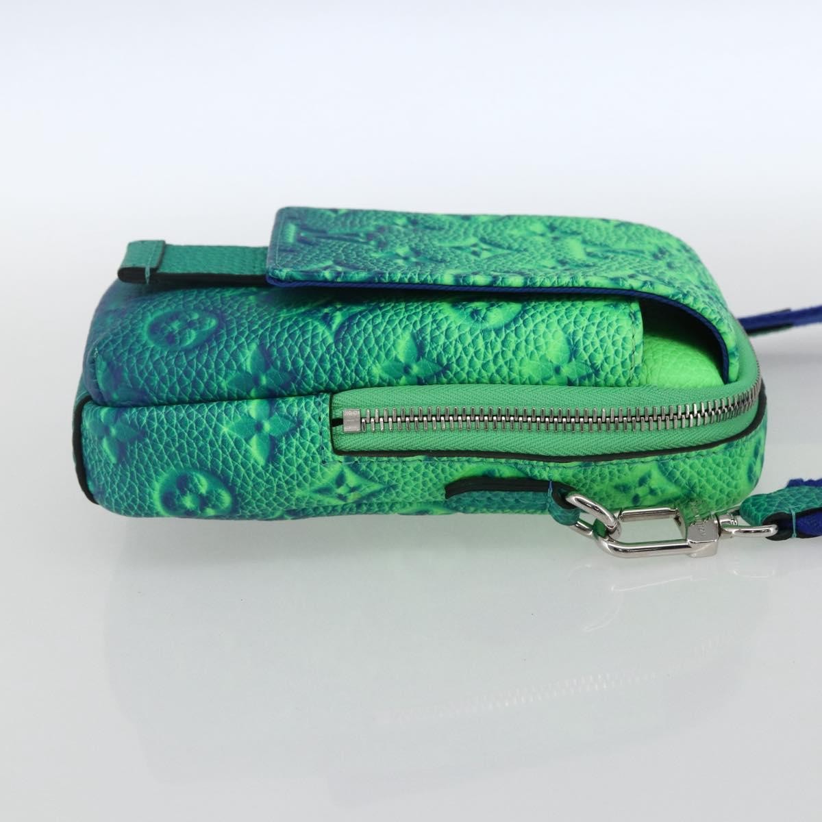 Louis Vuitton Double Phone Pouch Nm Monogram Shadow Leather Green Leather Clutche & Pouche Bag (Pre-Owned)