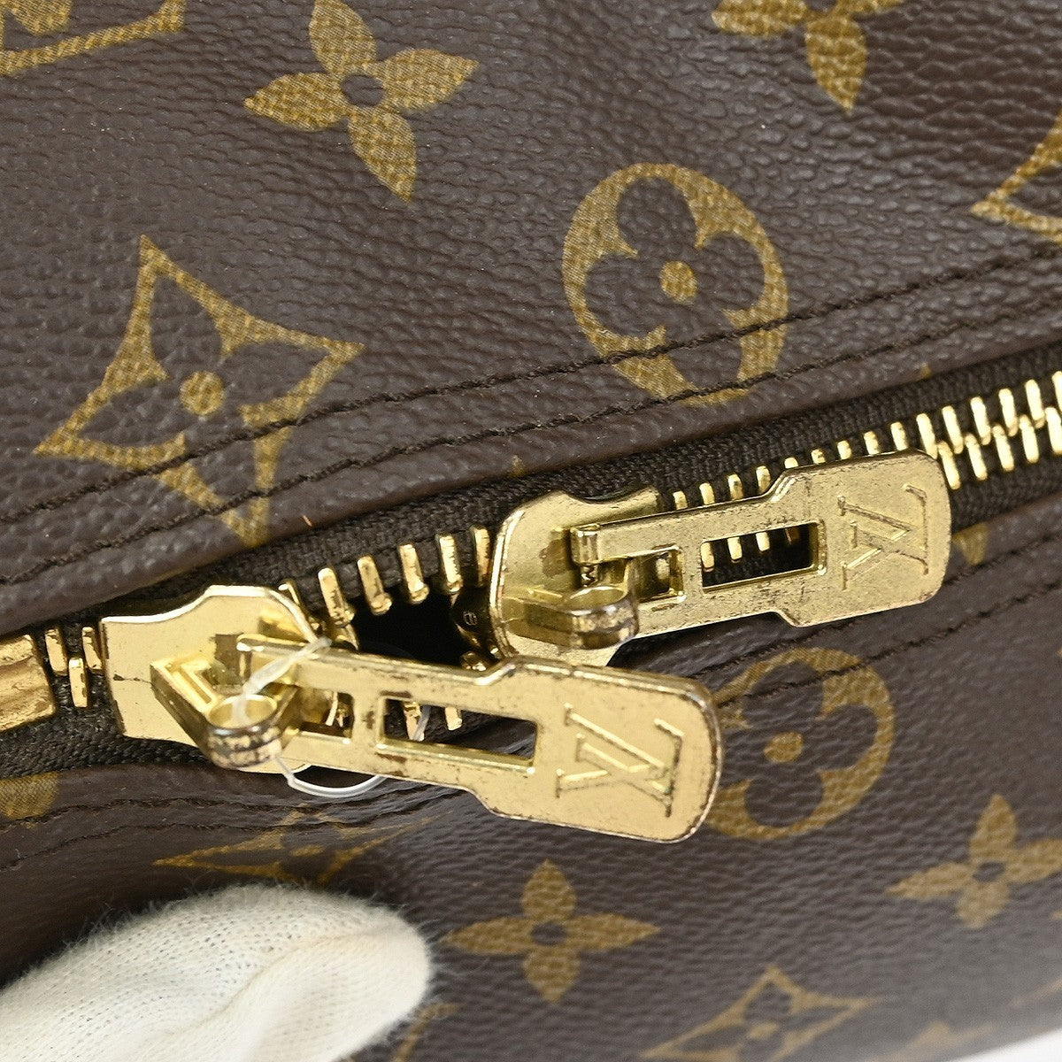 Louis Vuitton Keepall Bandouliere Bag Monogram Canvas Brown Canvas Travel Bag Bag (Pre-Owned)
