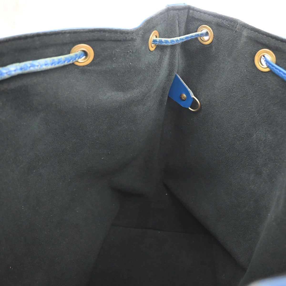 Louis Vuitton Petit Noe Handbag Epi Leather Blue Leather Shoulder Bag Bag (Pre-Owned)