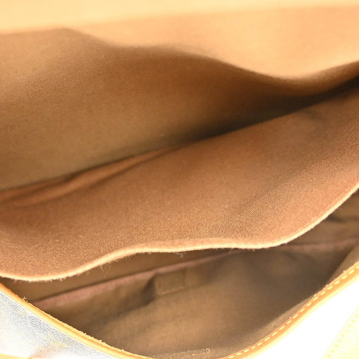 Louis Vuitton Saumur Handbag Monogram Canvas Brown Canvas Shoulder Bag Bag (Pre-Owned)