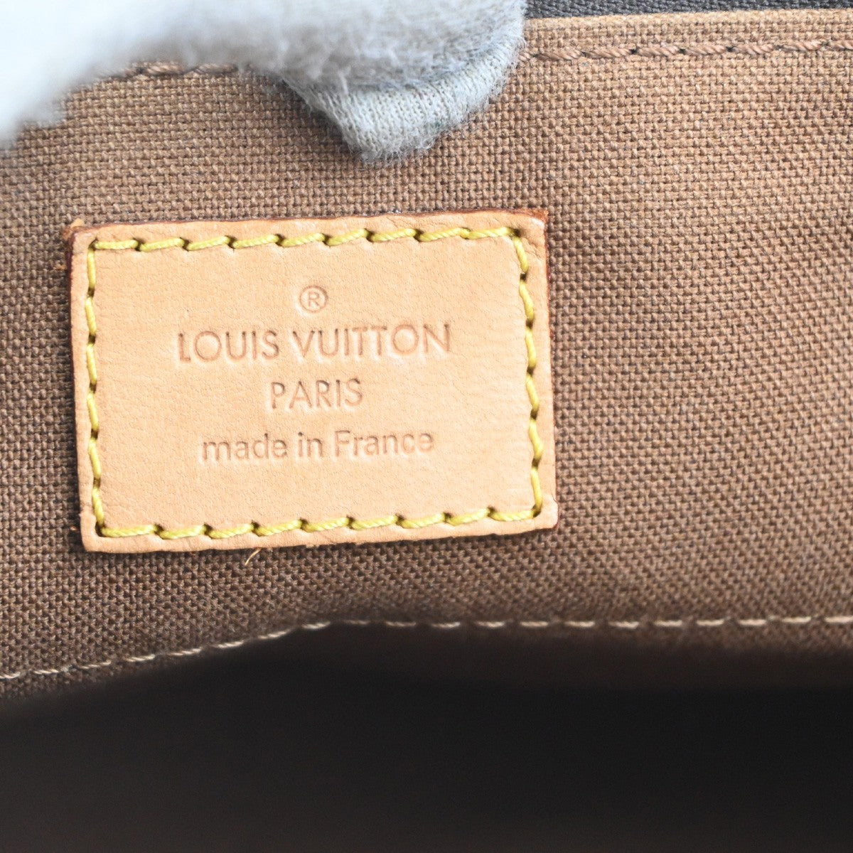 Louis Vuitton Popincourt Shoulder Bag Monogram Canvas Brown Canvas Shoulder Bag Bag (Pre-Owned)