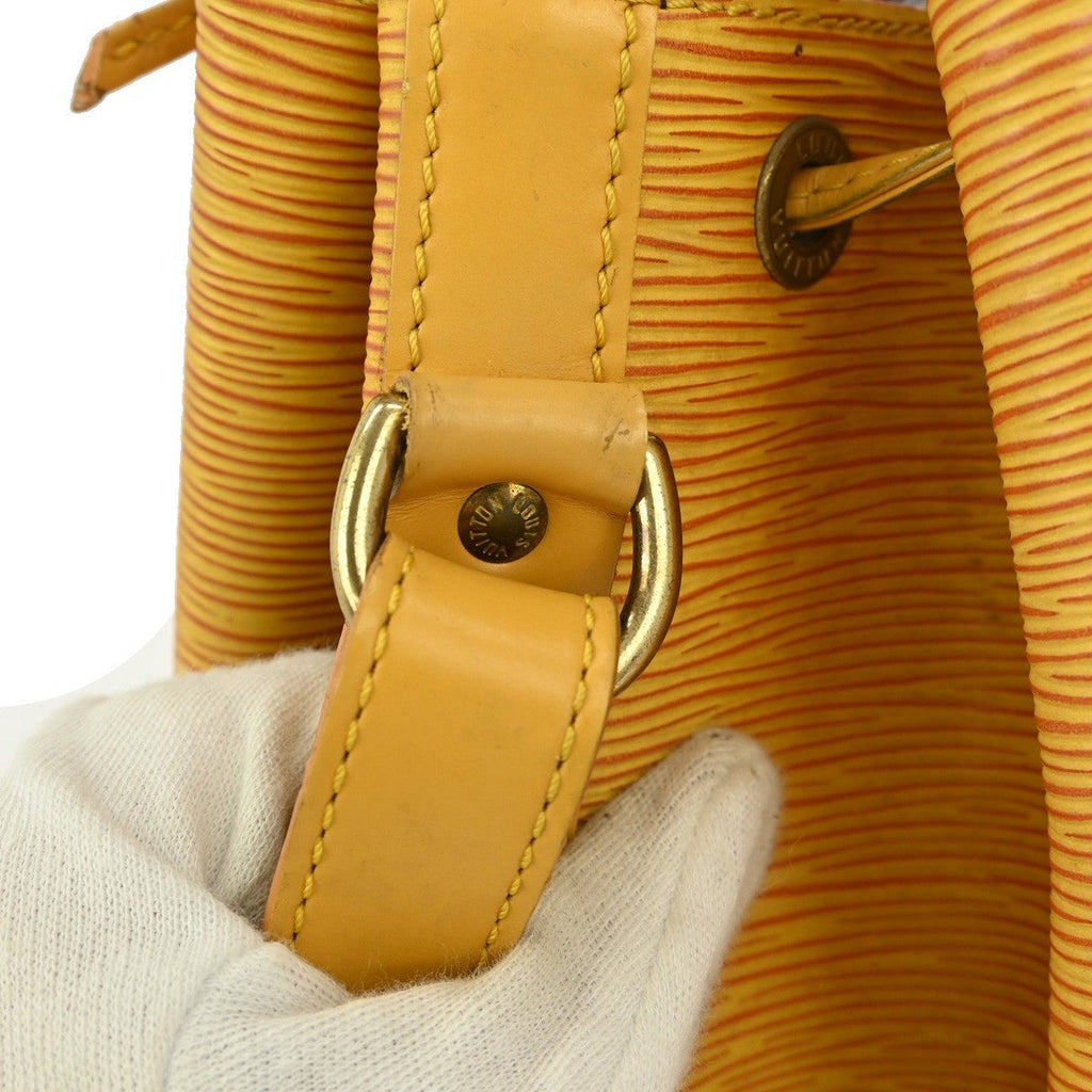 Louis Vuitton Petit Noe Handbag Epi Leather Yellow Leather Shoulder Bag Bag (Pre-Owned)