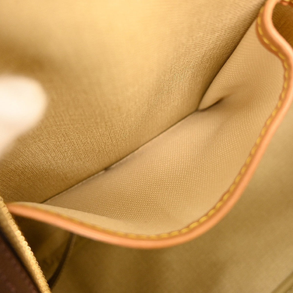 Louis Vuitton Deauville Handbag Monogram Canvas Brown Canvas Handbag (Pre-Owned)