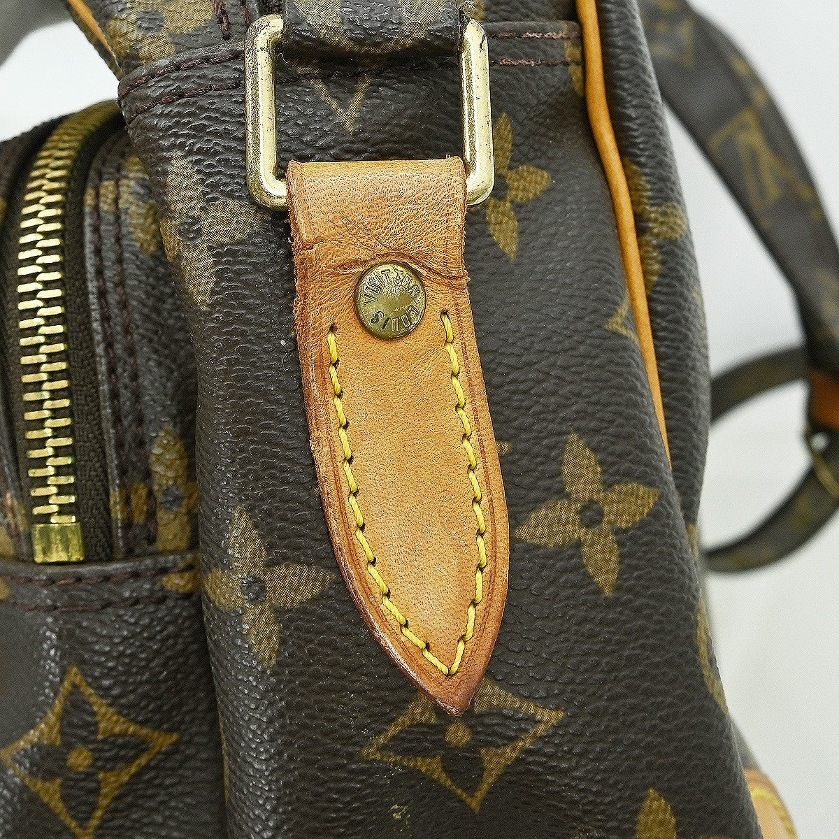 Louis Vuitton Nil Messenger Bag Monogram Canvas Brown Canvas Shoulder Bag Bag (Pre-Owned)