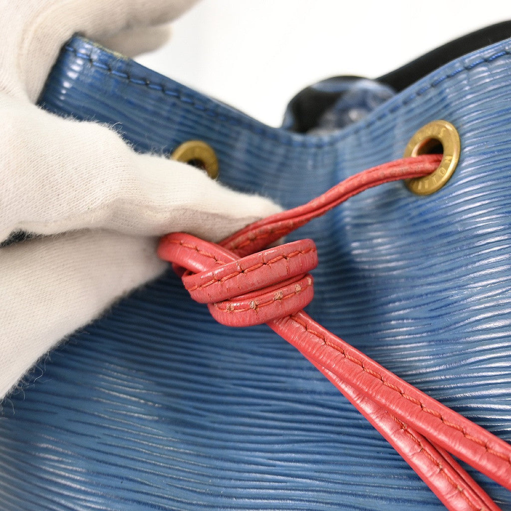 Louis Vuitton Tricolor Noe Handbag Epi Leather Blue Leather Shoulder Bag Bag (Pre-Owned)