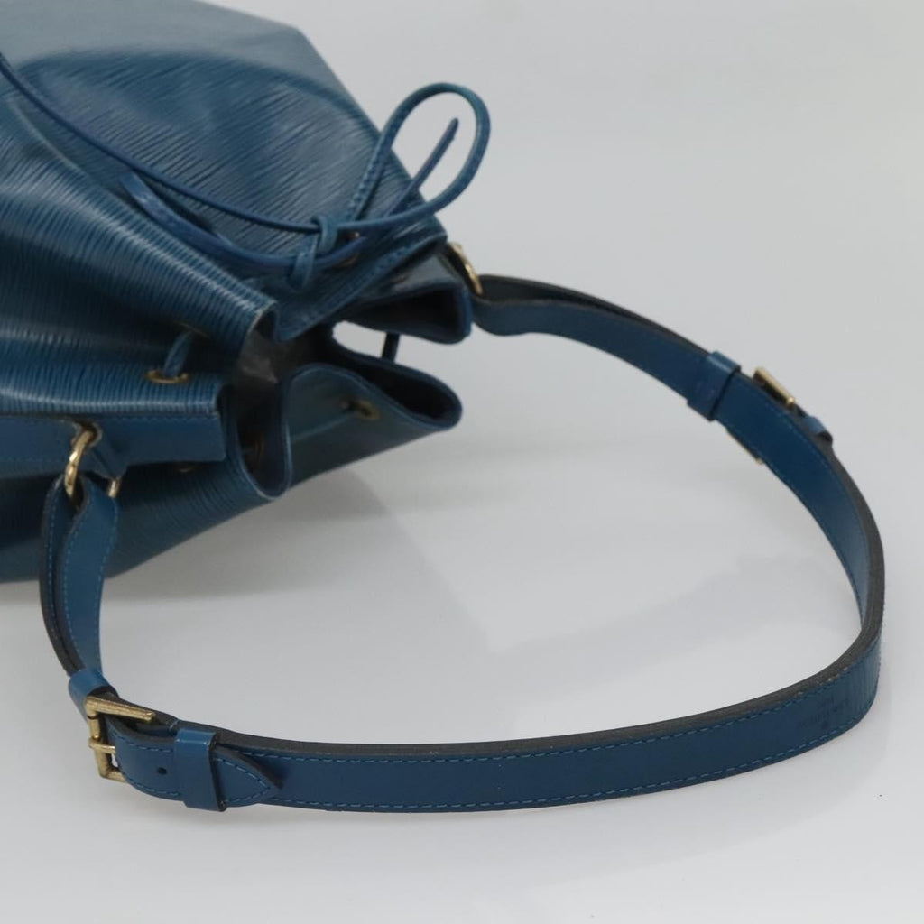 Louis Vuitton Noe Handbag Epi Leather Blue Leather Bag (Pre-Owned)