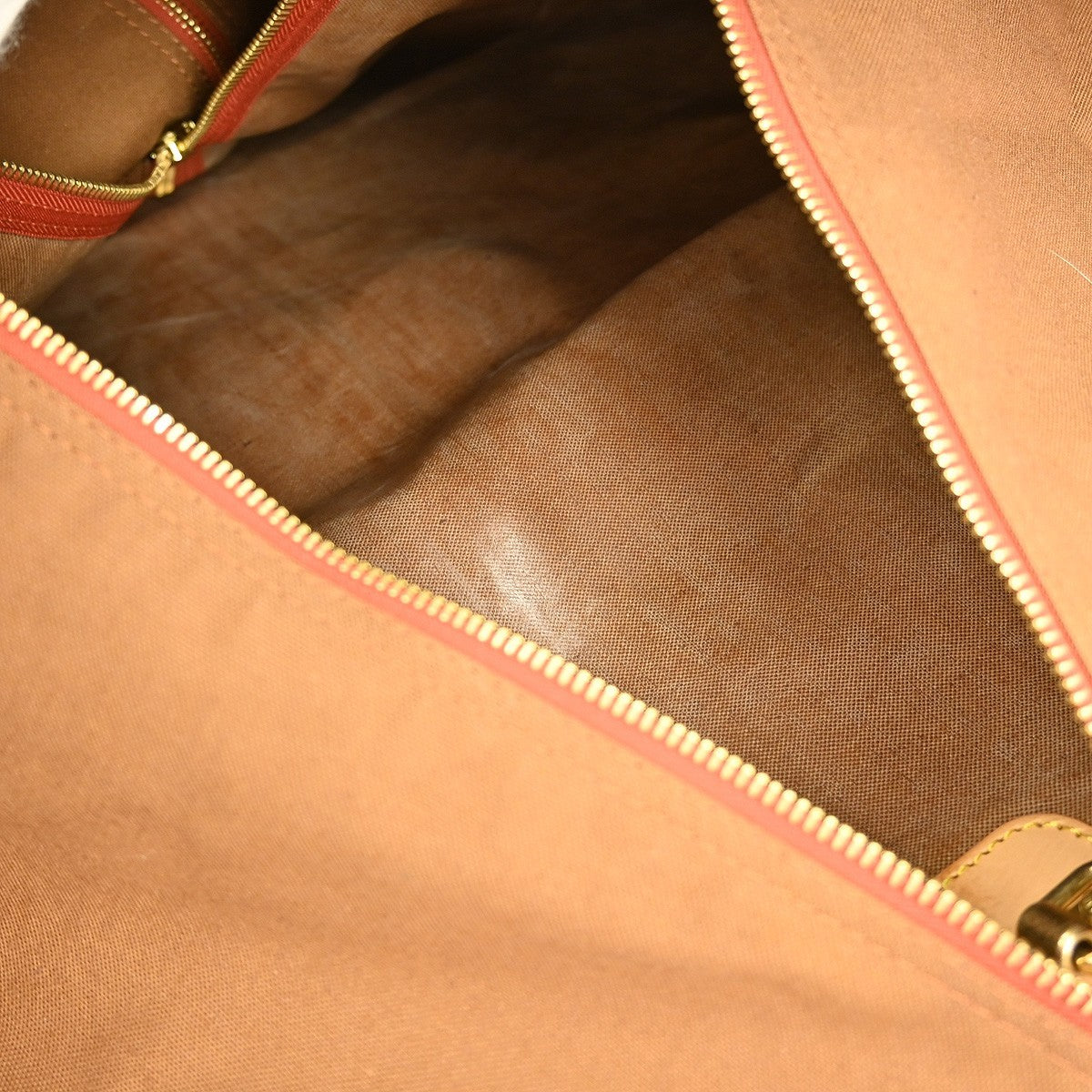 Louis Vuitton Cup Garment Cover Coated Canvas Red Canvas Travel Bag Bag (Pre-Owned)