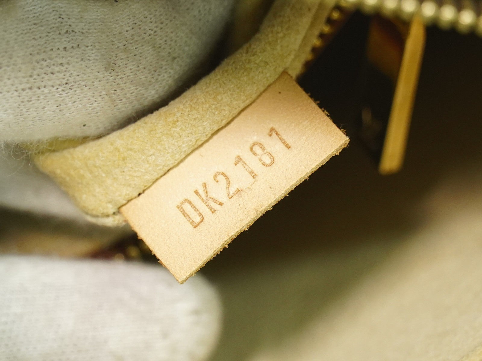 Louis Vuitton Monogram Looping Handbag Monogram Canvas Brown Canvas Shoulder Bag Bag (Pre-Owned)