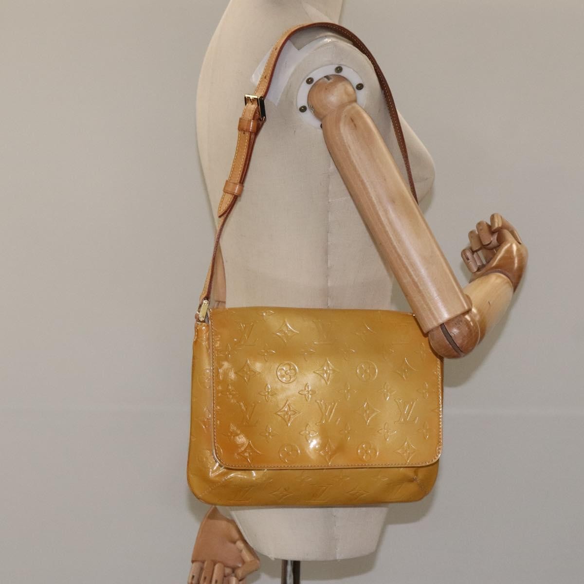 Louis Vuitton Thompson Street Handbag Monogram Vernis Beige Patent_Leather Bag (Pre-Owned)