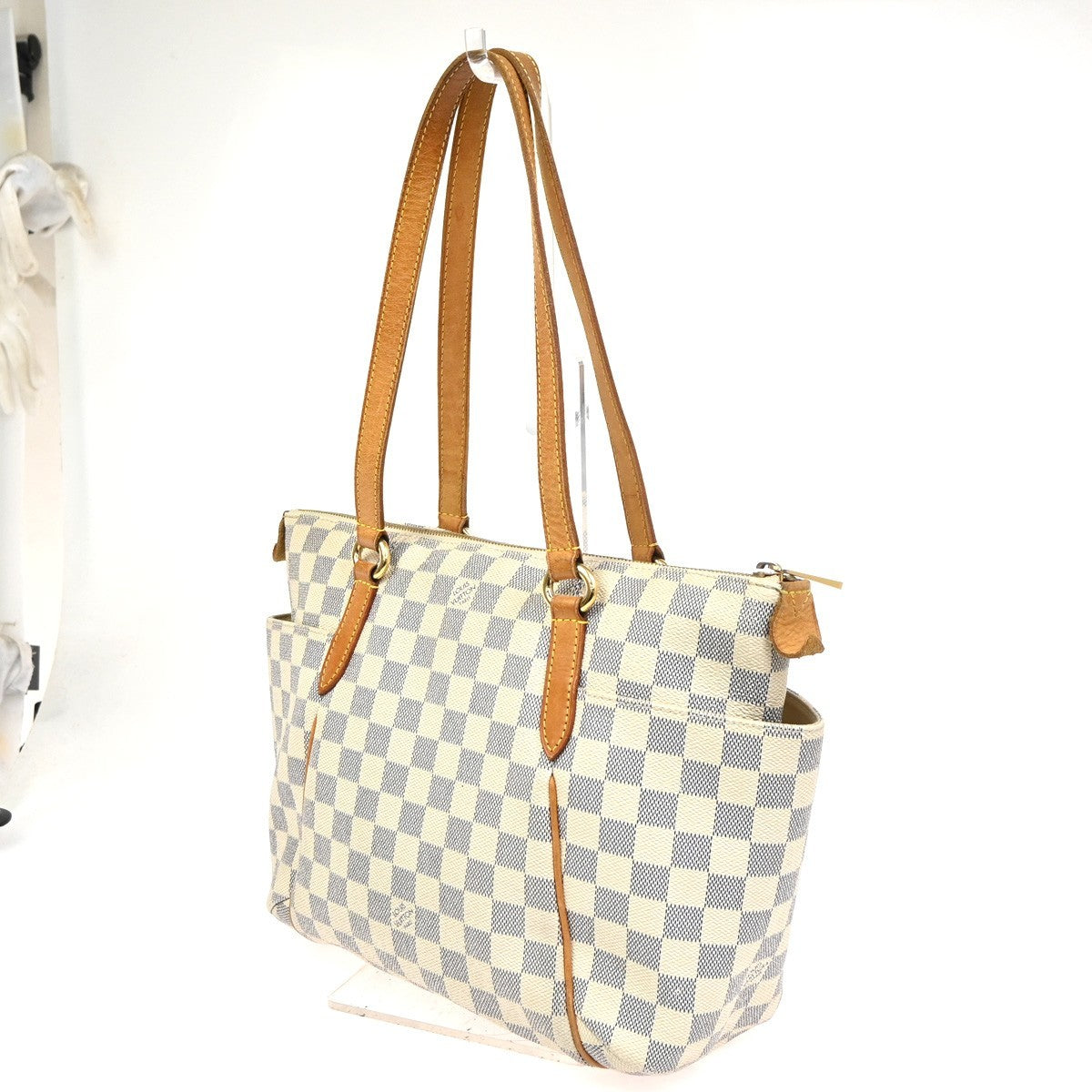 Louis Vuitton Totally Handbag Damier Azur White Canvas Shoulder Bag Bag (Pre-Owned)