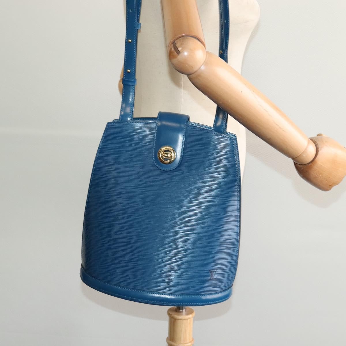 Louis Vuitton Cluny Shoulder Bag Epi Leather Blue Leather Shoulder Bag Bag (Pre-Owned)