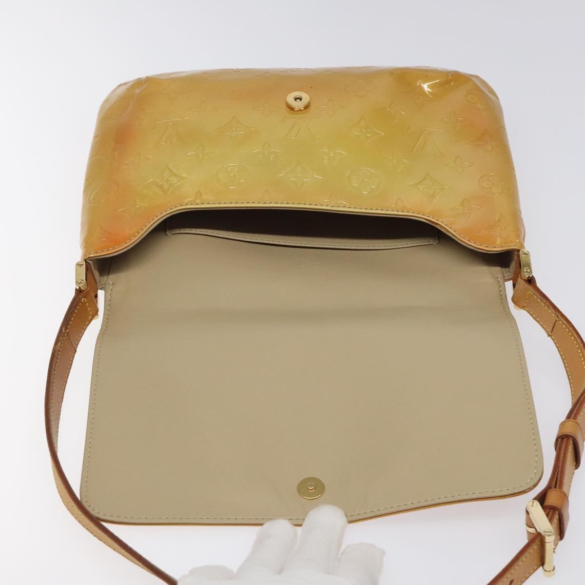 Louis Vuitton Thompson Street Handbag Monogram Vernis Beige Patent_Leather Bag (Pre-Owned)