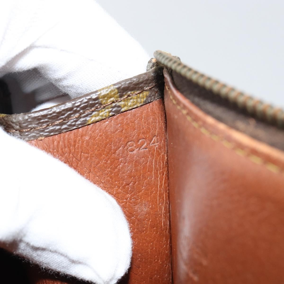 Louis Vuitton Poche Documents Monogram Canvas Brown Canvas Clutche & Pouche Bag (Pre-Owned)